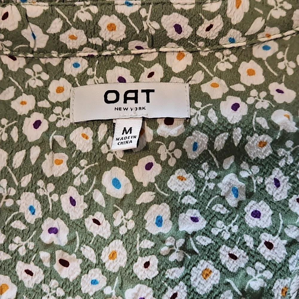 Floral Green button up Shirt - Picture 2 of 5